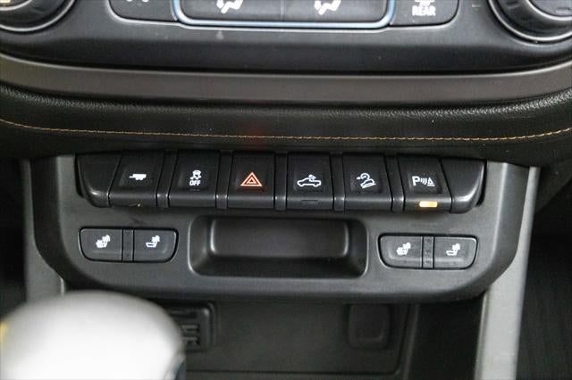 2022 GMC Canyon 4WD Crew Cab Short Box AT4 - Leather