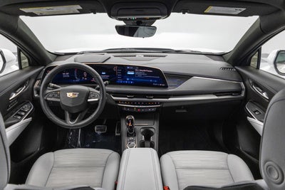 2025 Cadillac XT4 Sport