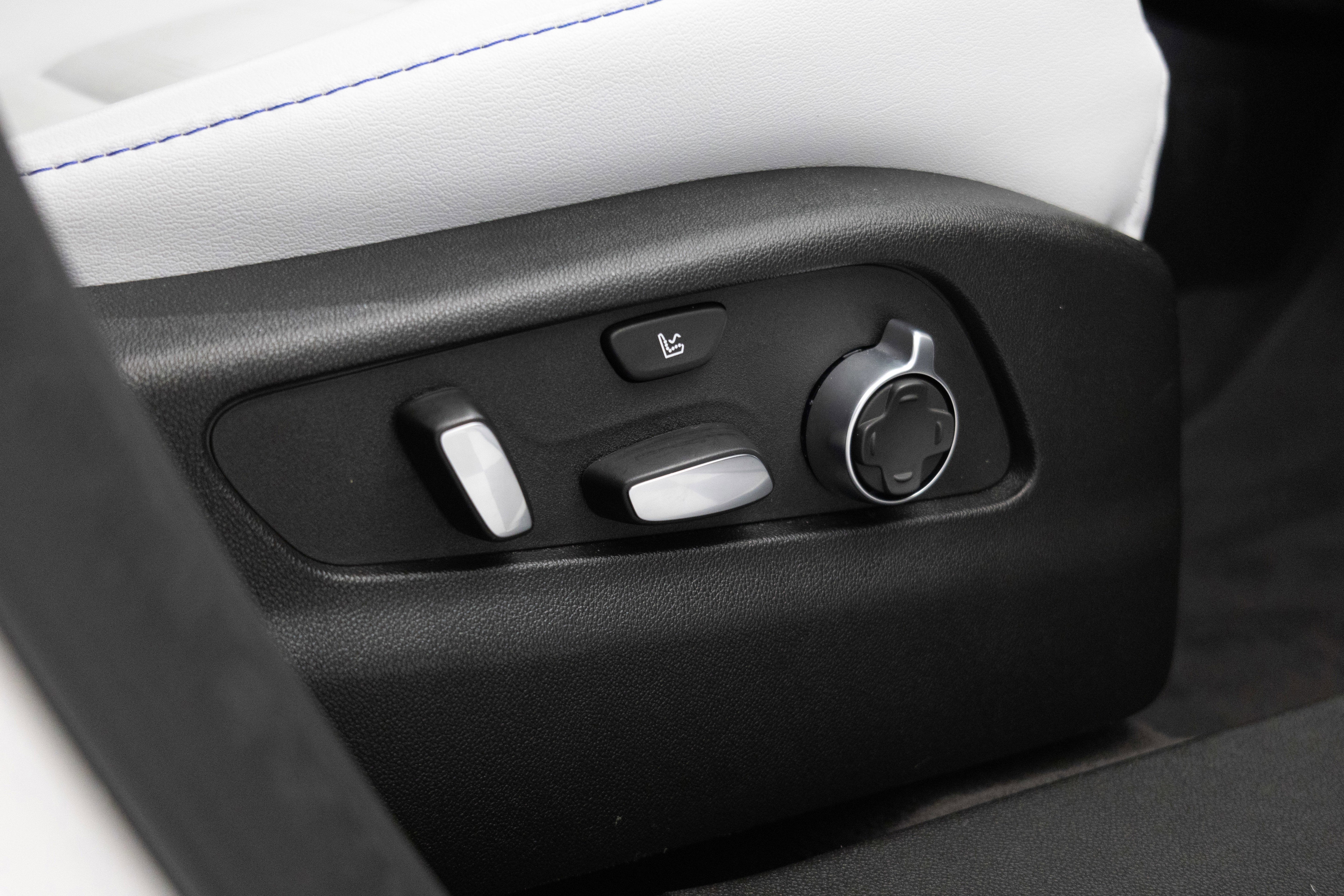 2025 Cadillac XT4 Sport