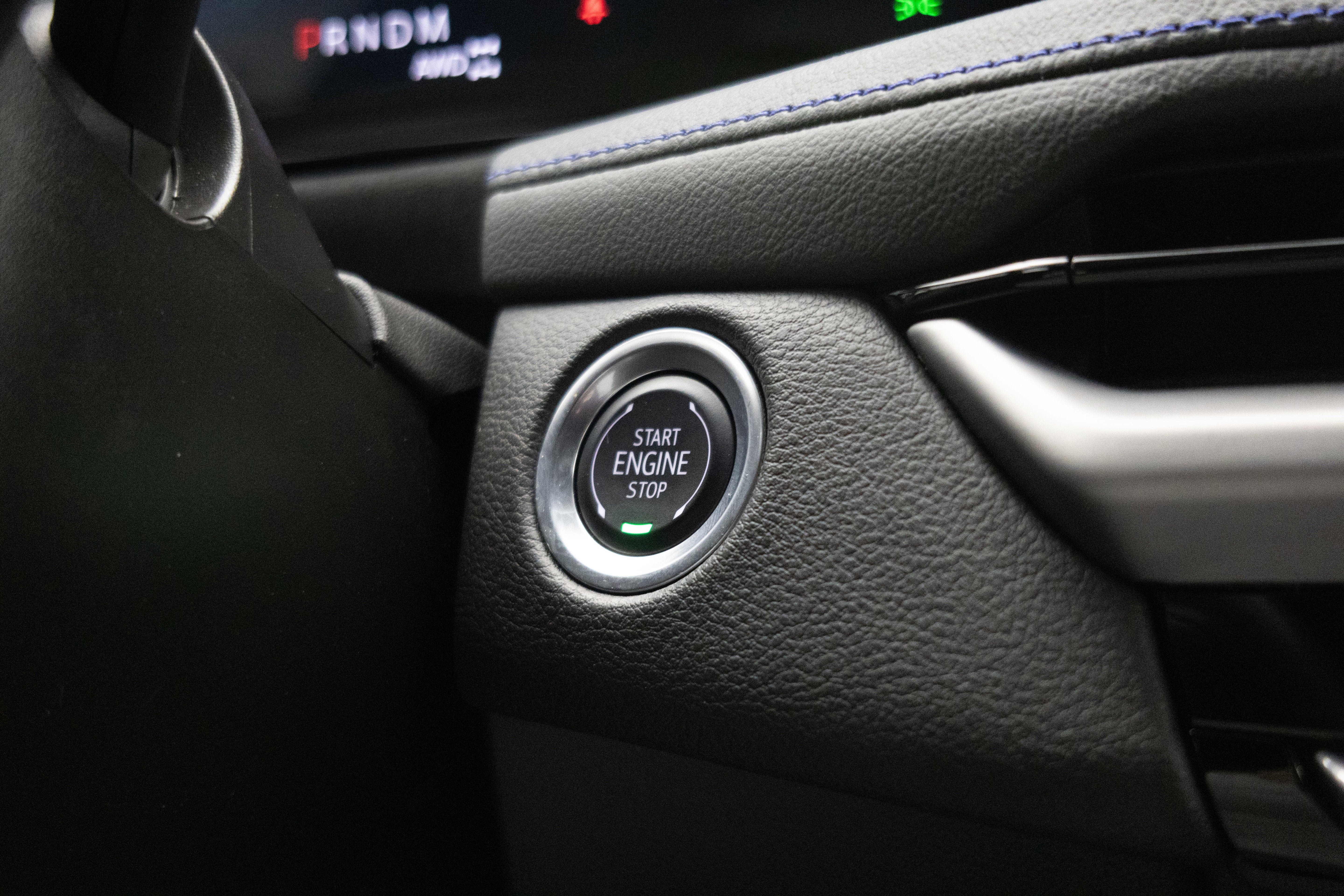 2025 Cadillac XT4 Sport