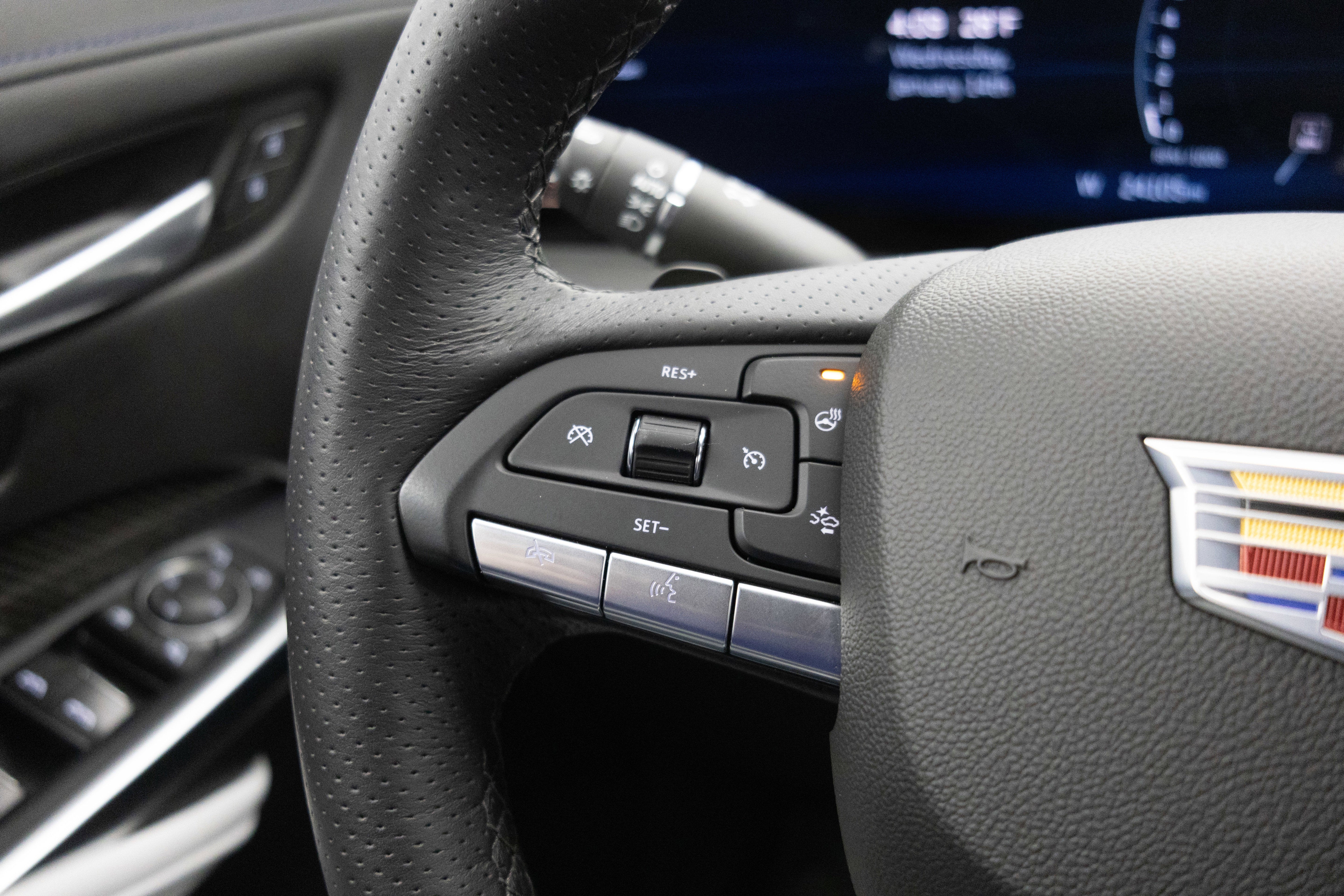 2025 Cadillac XT4 Sport