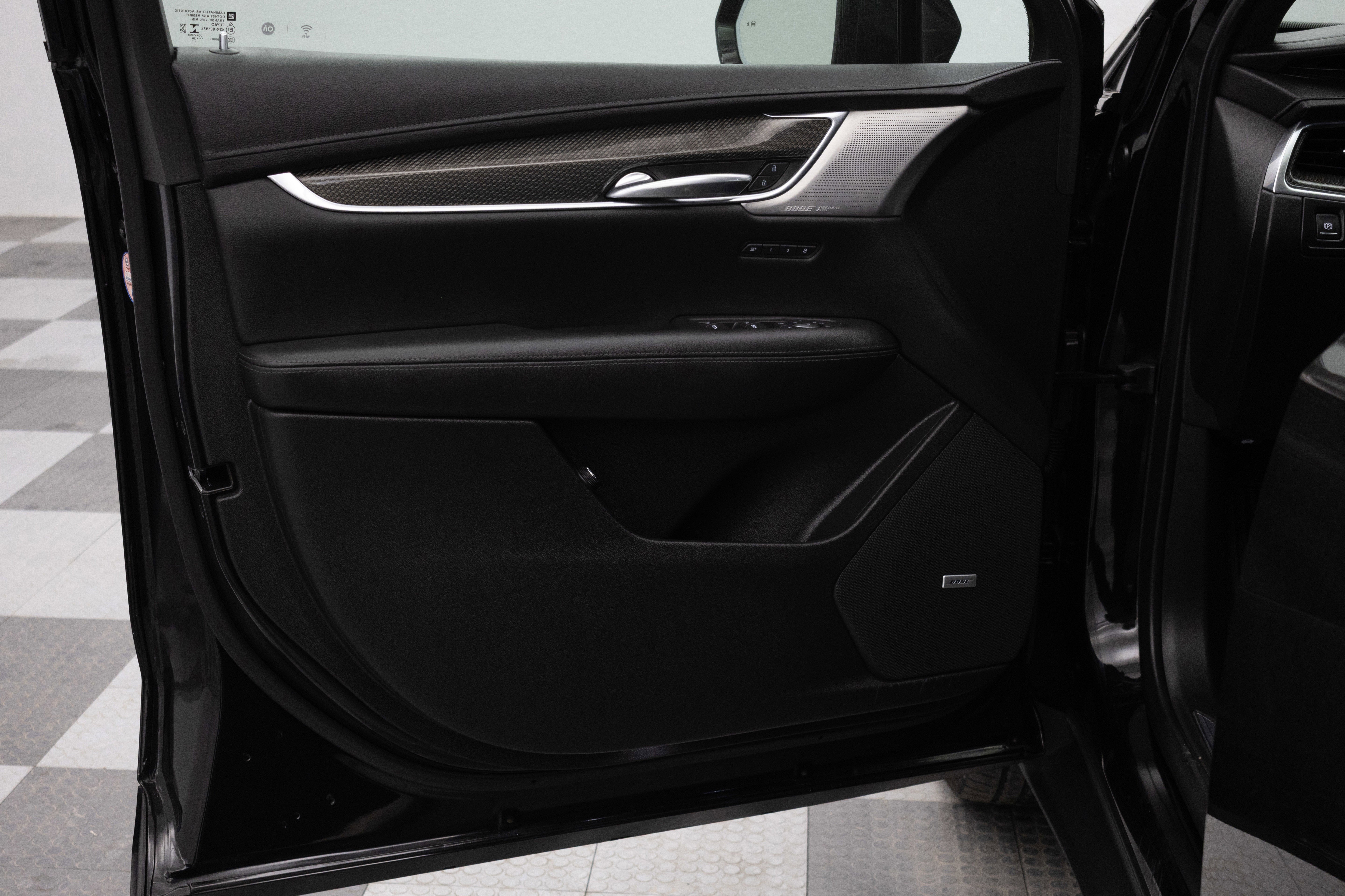 2020 Cadillac XT5 Sport