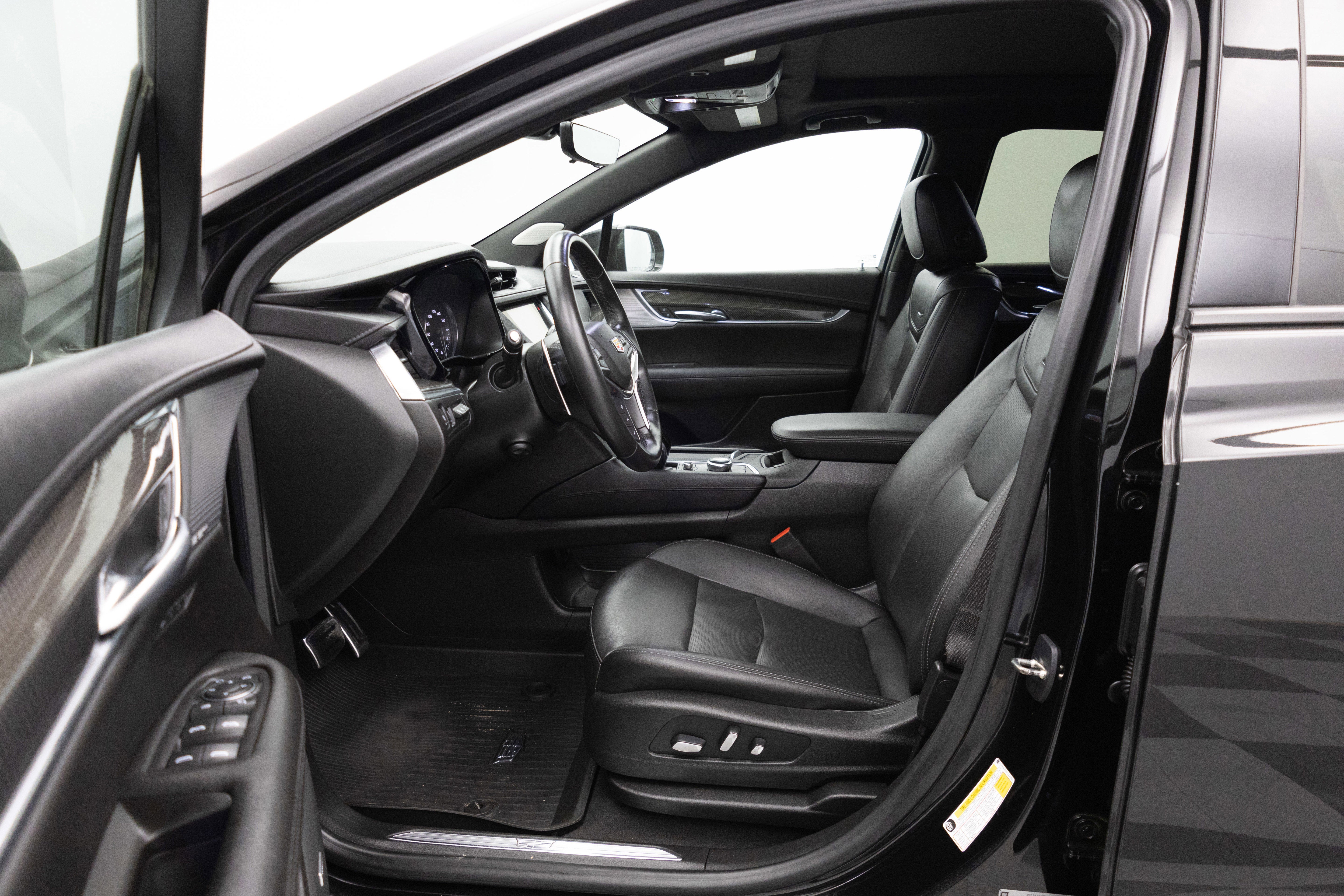 2020 Cadillac XT5 Sport