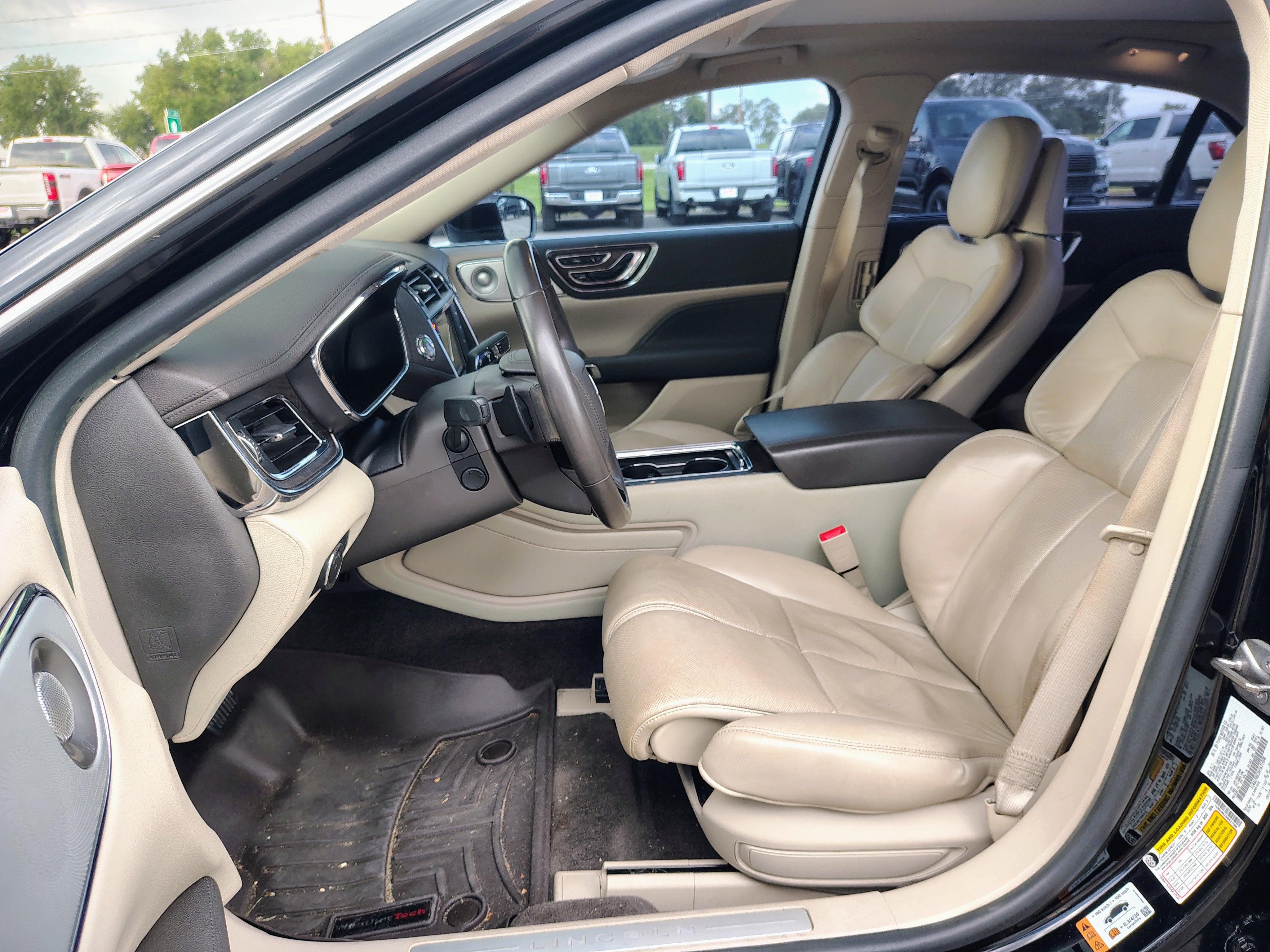 2017 Lincoln Continental Reserve