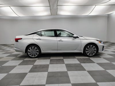 2025 Nissan Altima SL