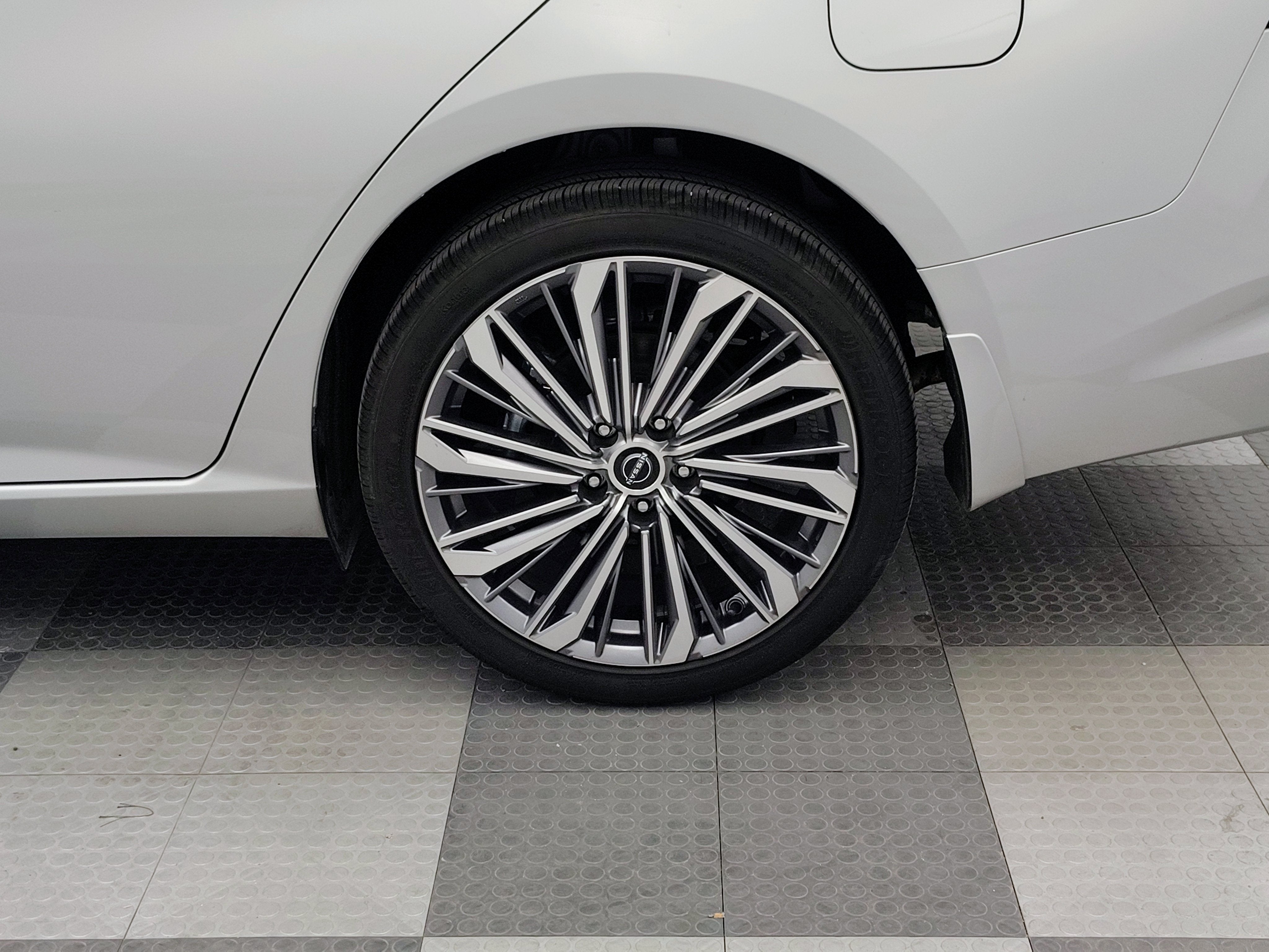 2025 Nissan Altima SL