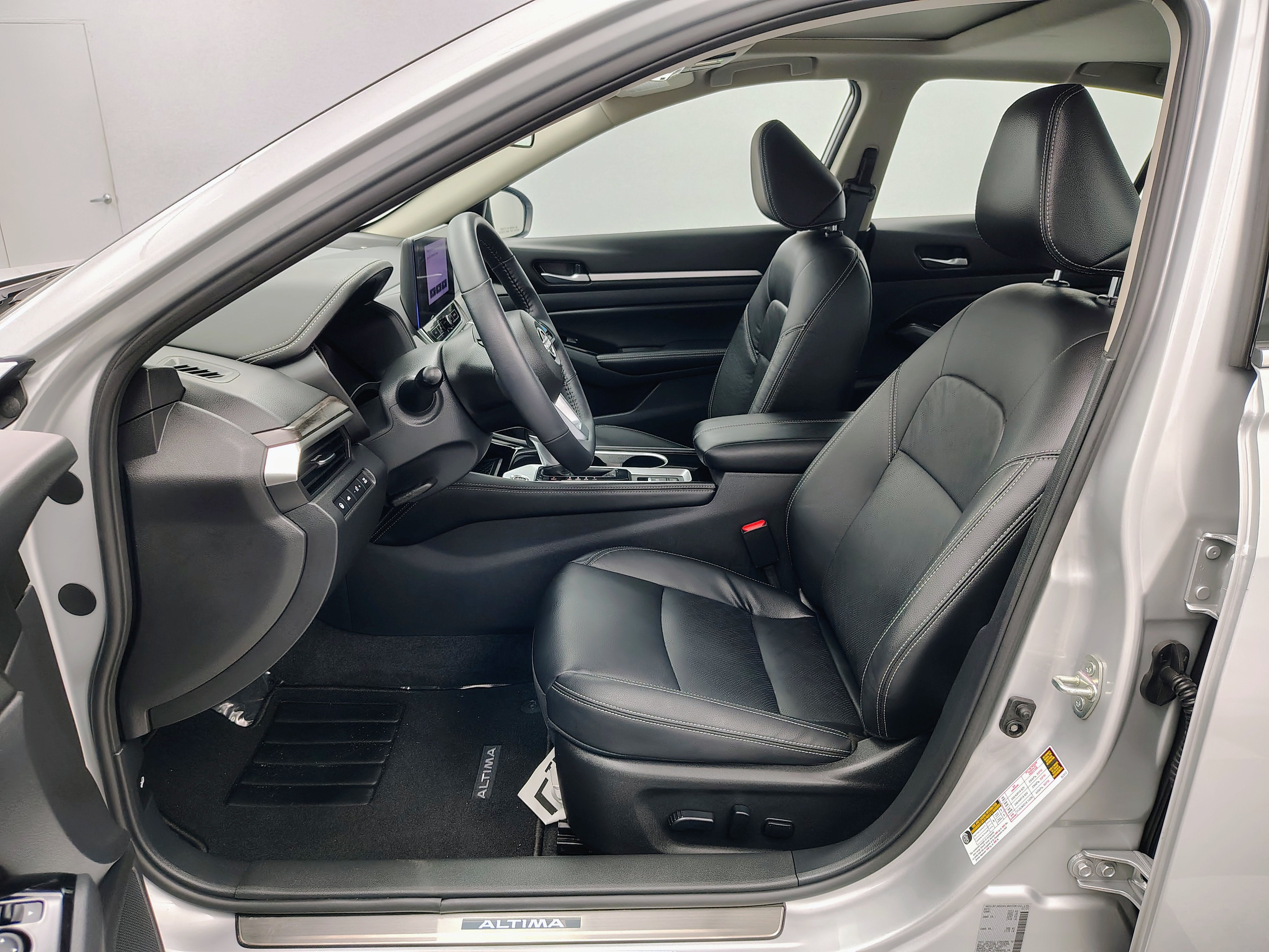 2025 Nissan Altima SL