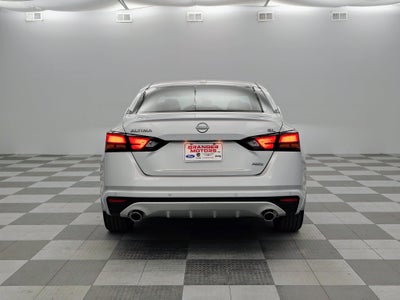 2025 Nissan Altima SL