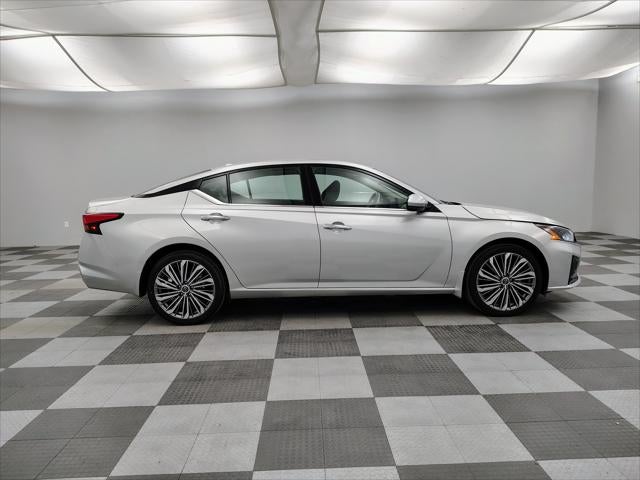 2025 Nissan Altima SL