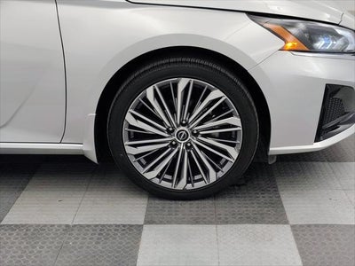 2025 Nissan Altima SL