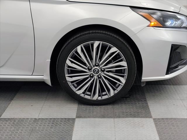 2025 Nissan Altima SL