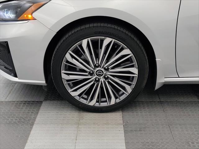 2025 Nissan Altima SL