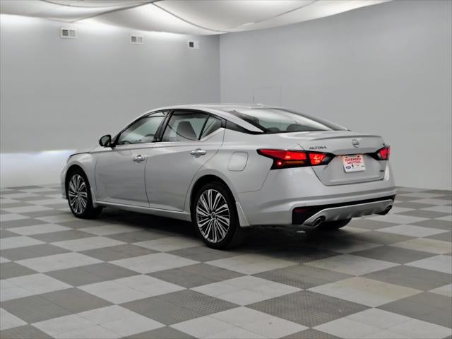 2025 Nissan Altima SL