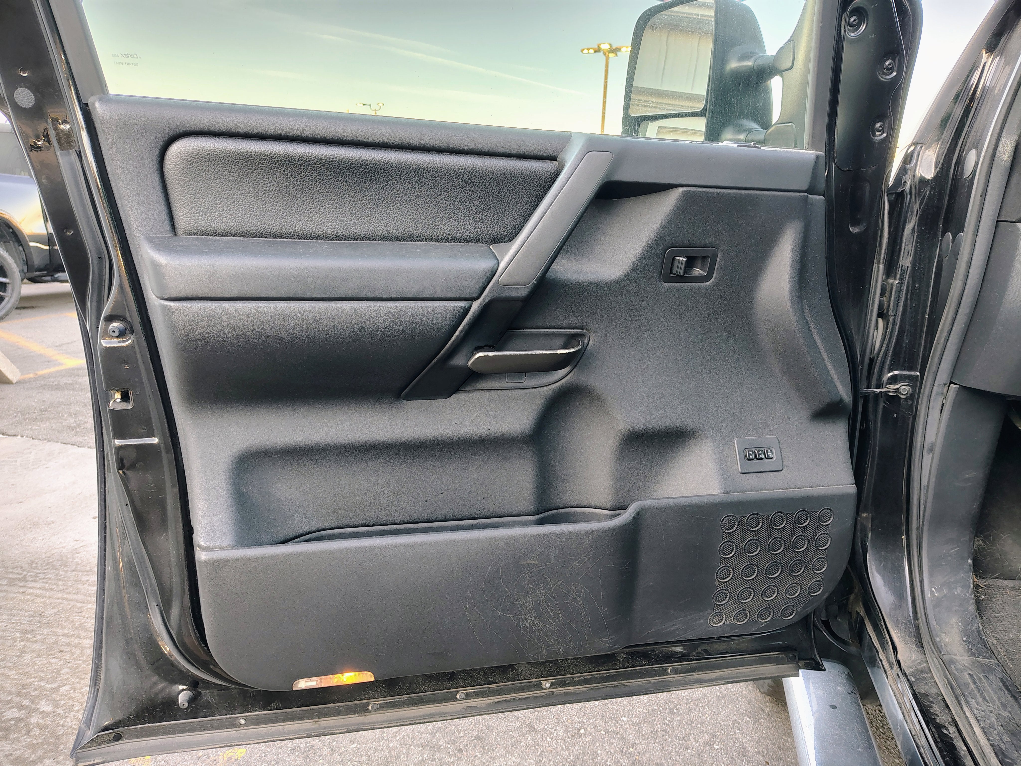 2013 Nissan Titan SL