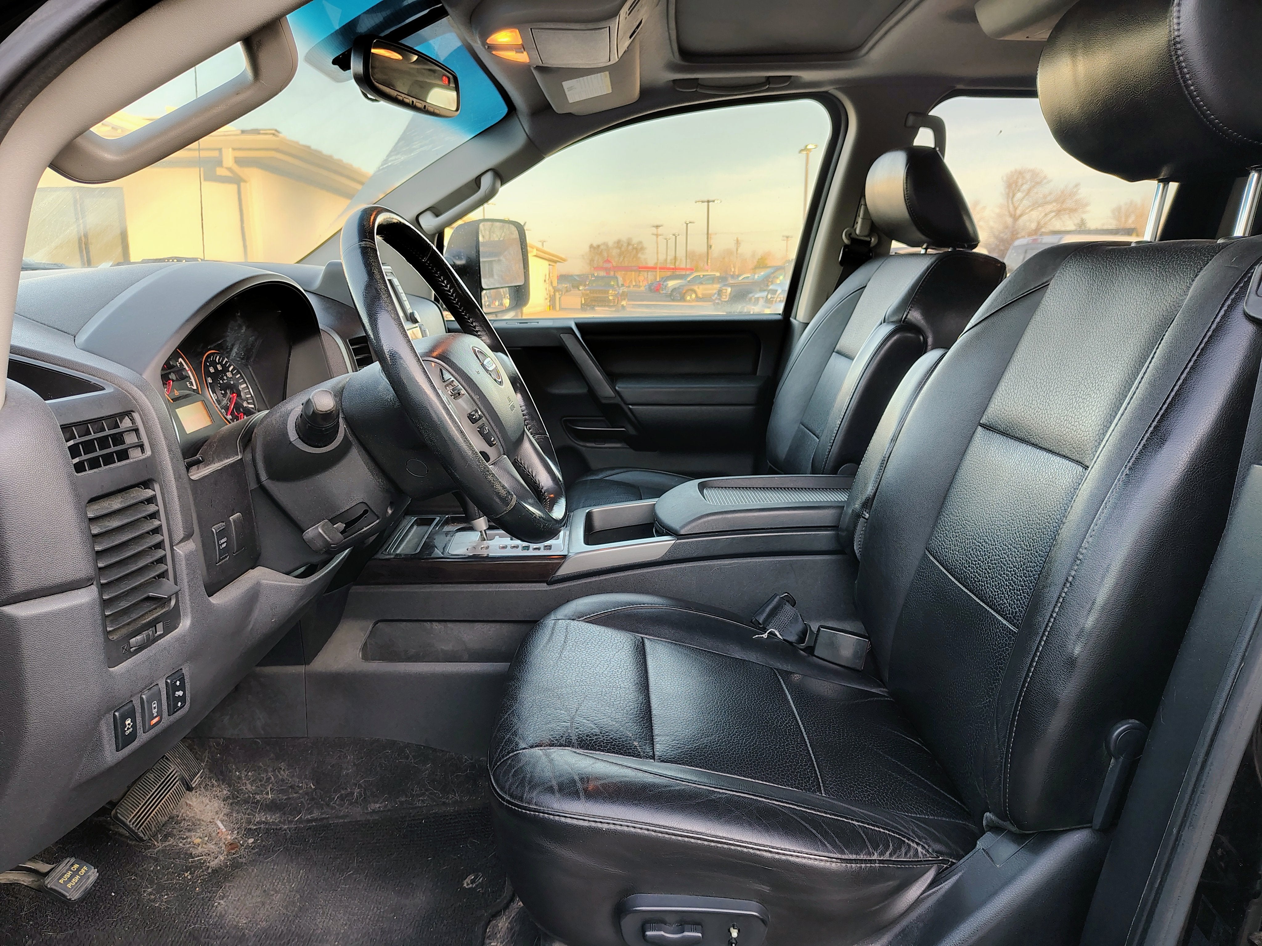 2013 Nissan Titan SL