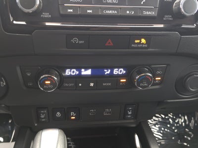 2024 Nissan Frontier SL