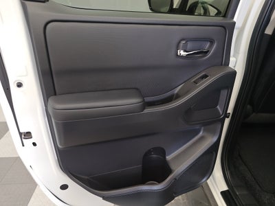 2024 Nissan Frontier SL