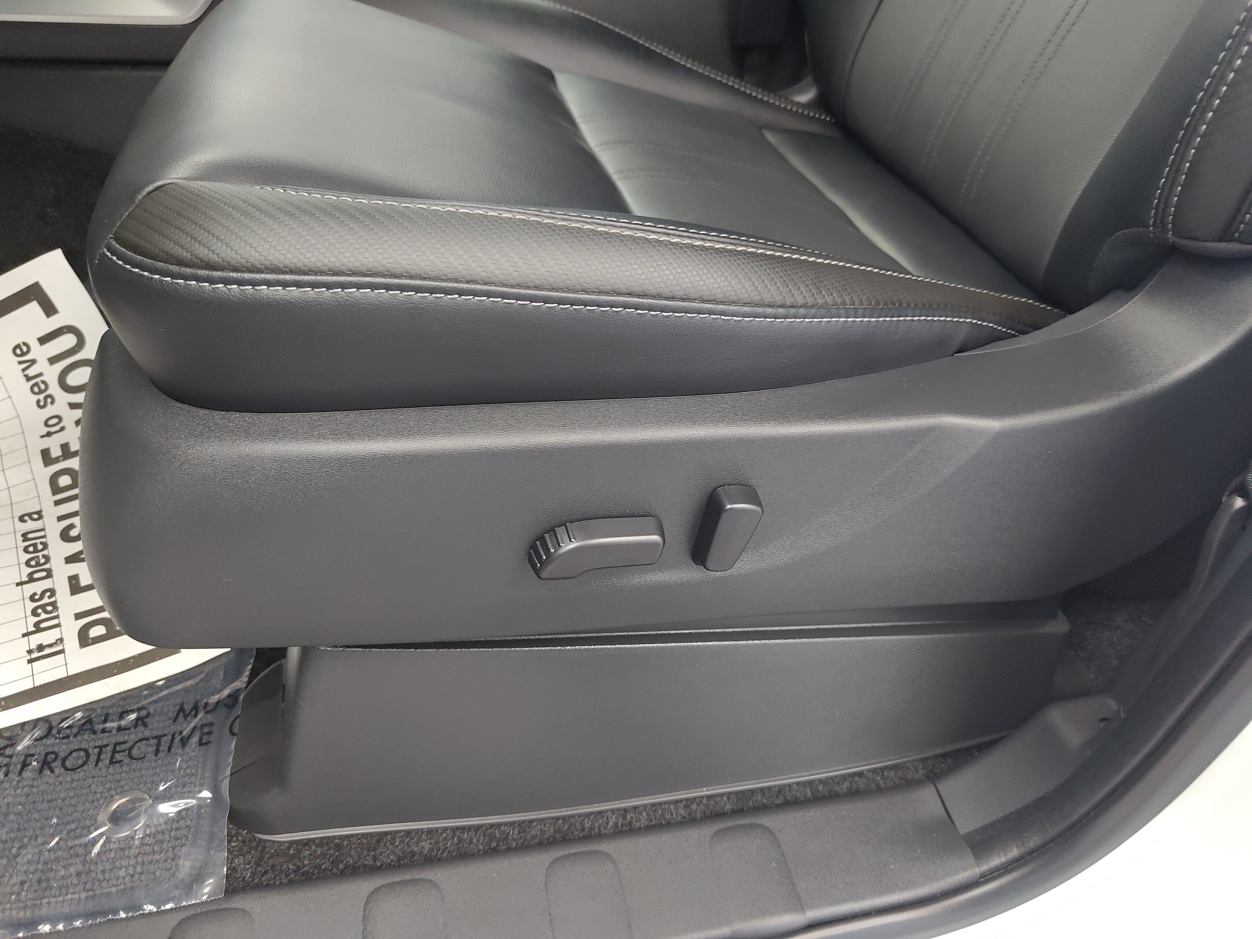 2024 Nissan Frontier SL