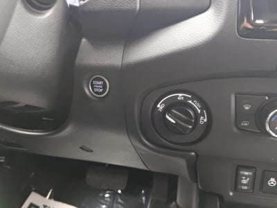 2024 Nissan Frontier SL