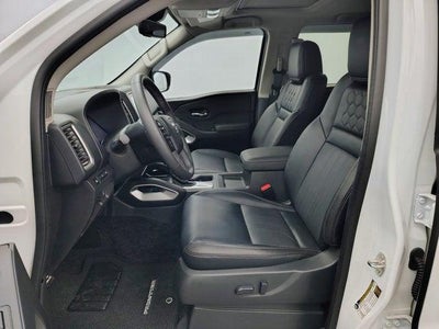 2024 Nissan Frontier SL