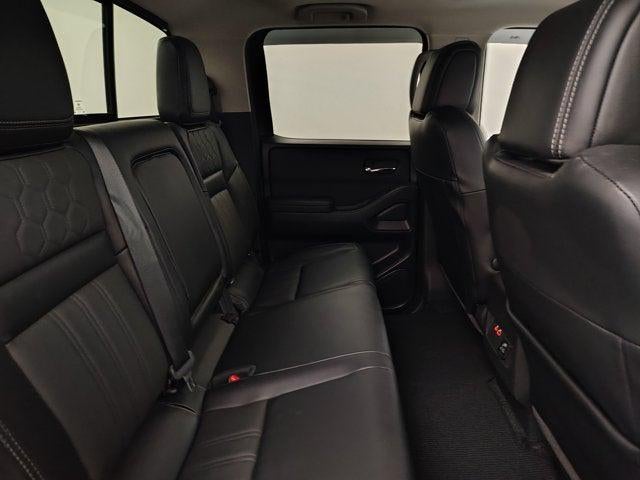 2024 Nissan Frontier SL