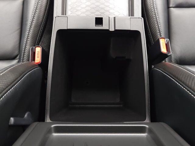 2024 Nissan Frontier SL