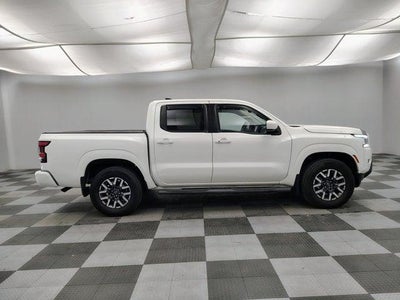 2024 Nissan Frontier SL