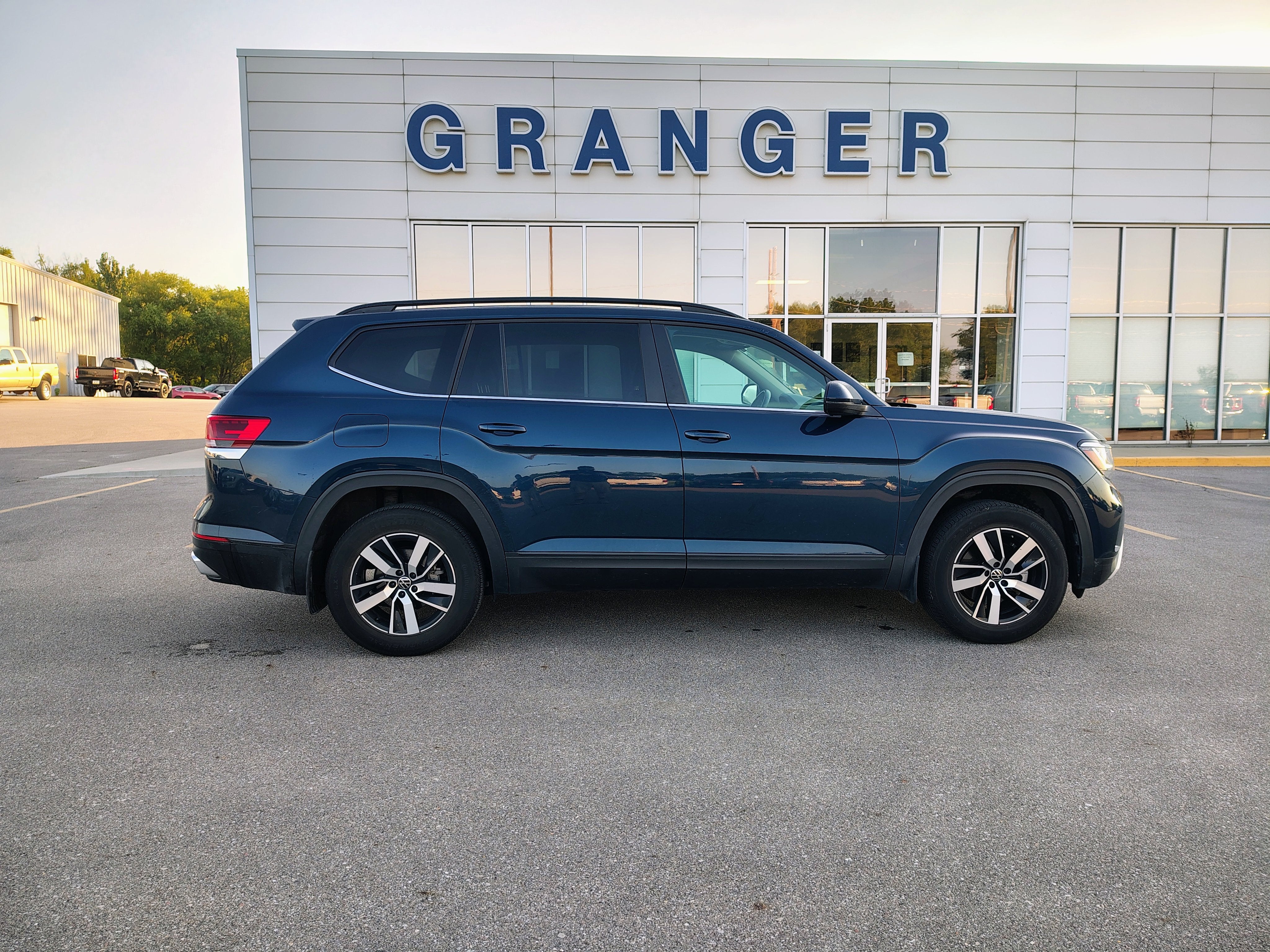 2022 Volkswagen Atlas 2.0T SE