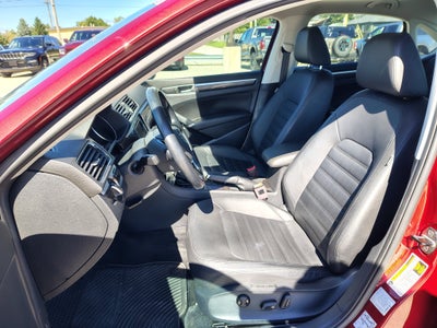 2017 Volkswagen Passat 1.8T SEL Premium