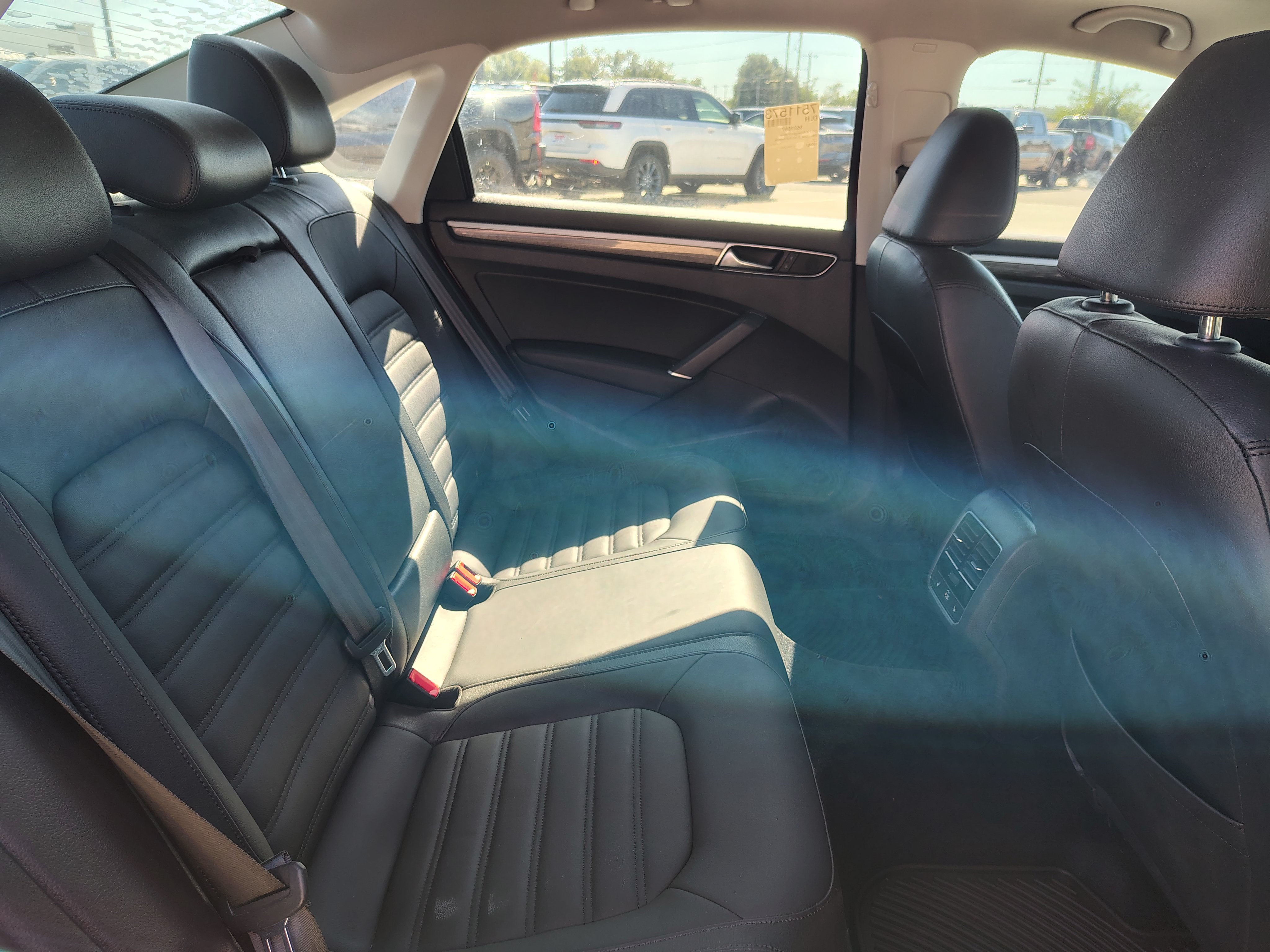 2017 Volkswagen Passat 1.8T SEL Premium
