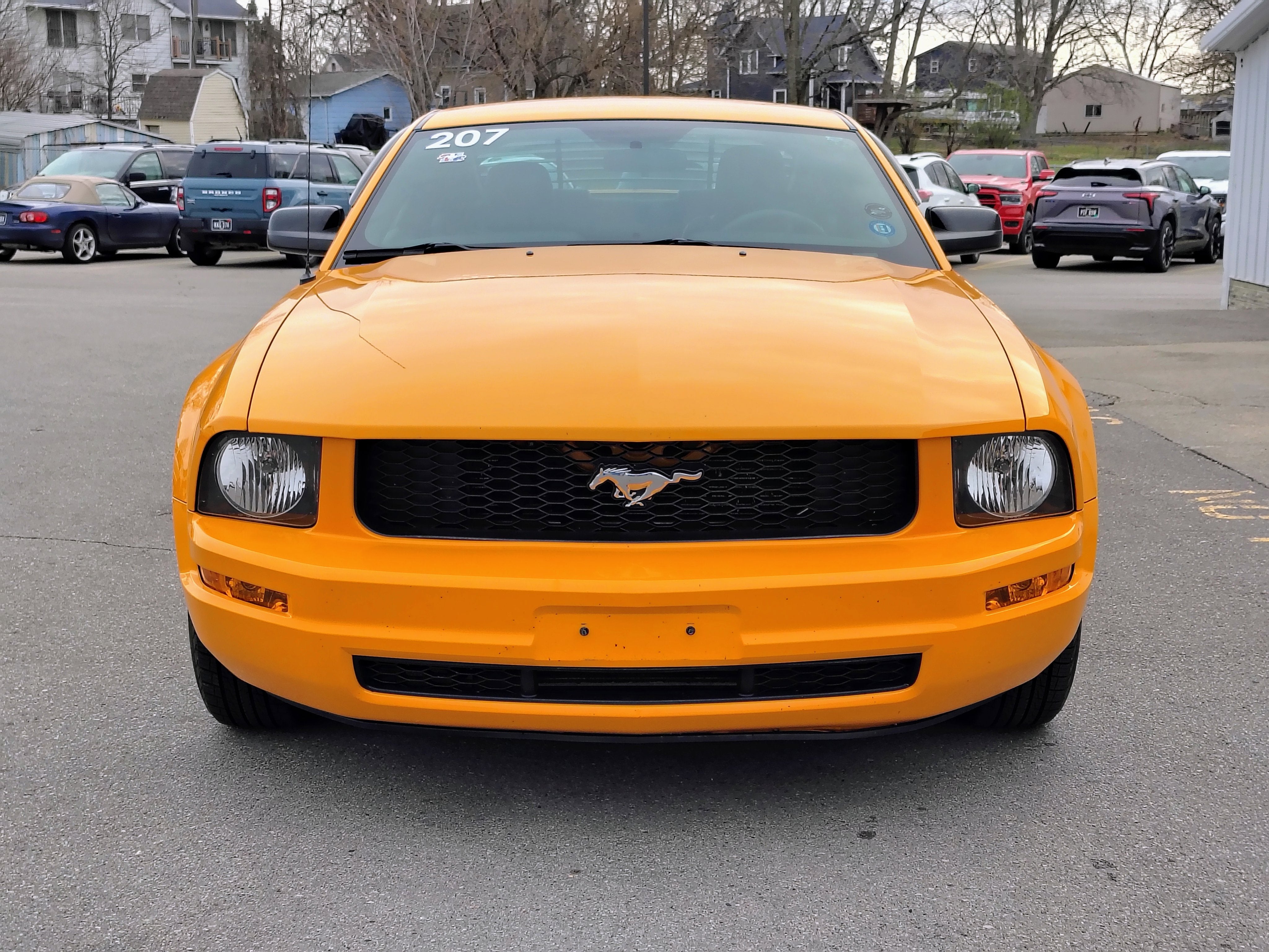 2007 Ford Mustang Deluxe