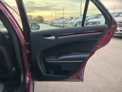 2018 Chrysler 300 S