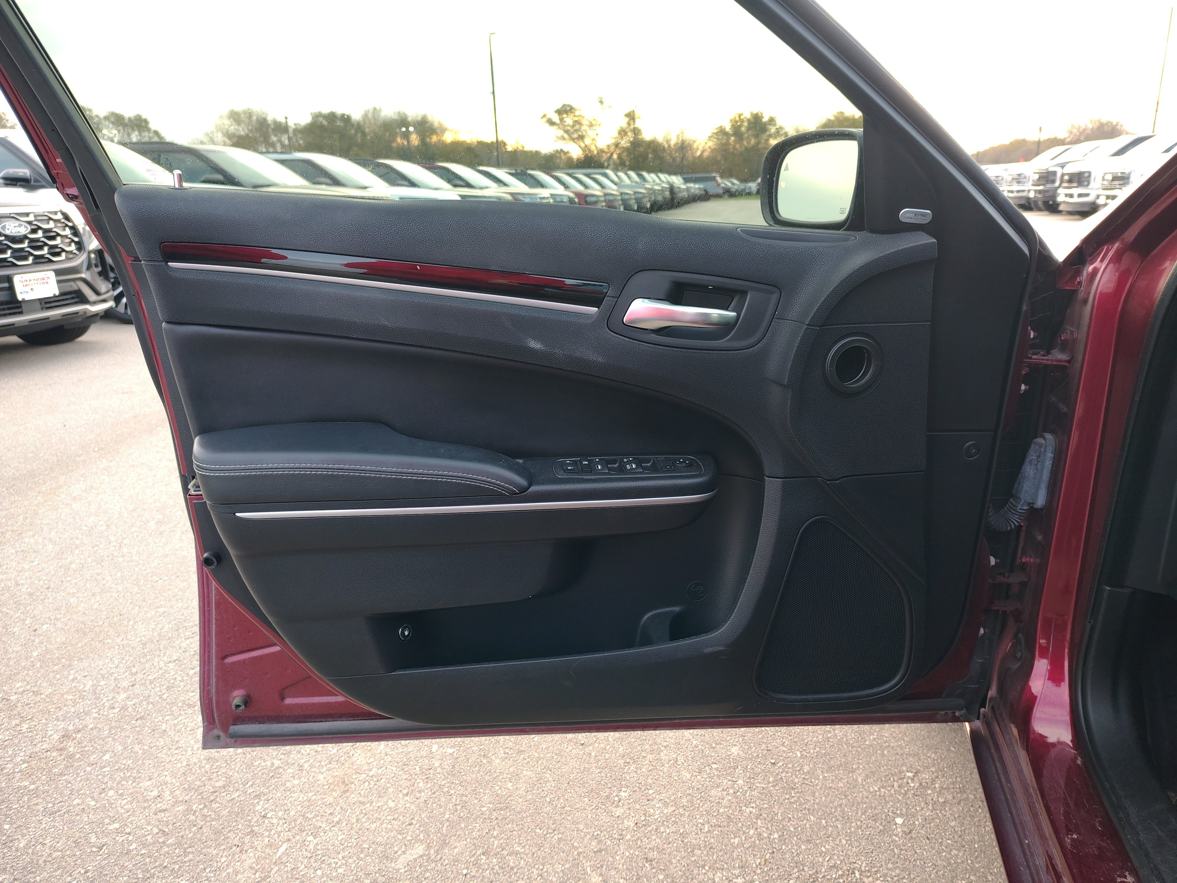 2018 Chrysler 300 S