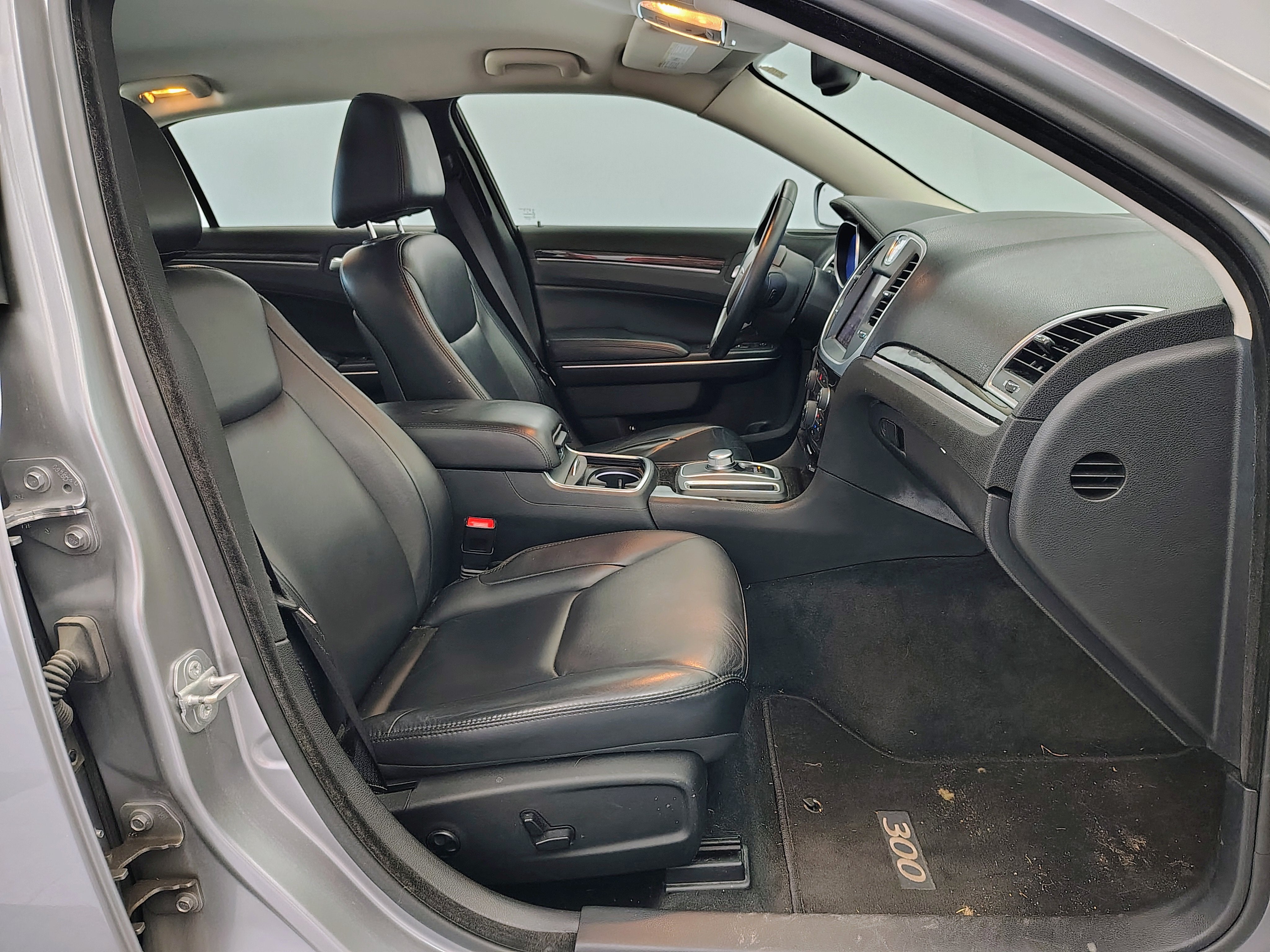 2015 Chrysler 300 Limited