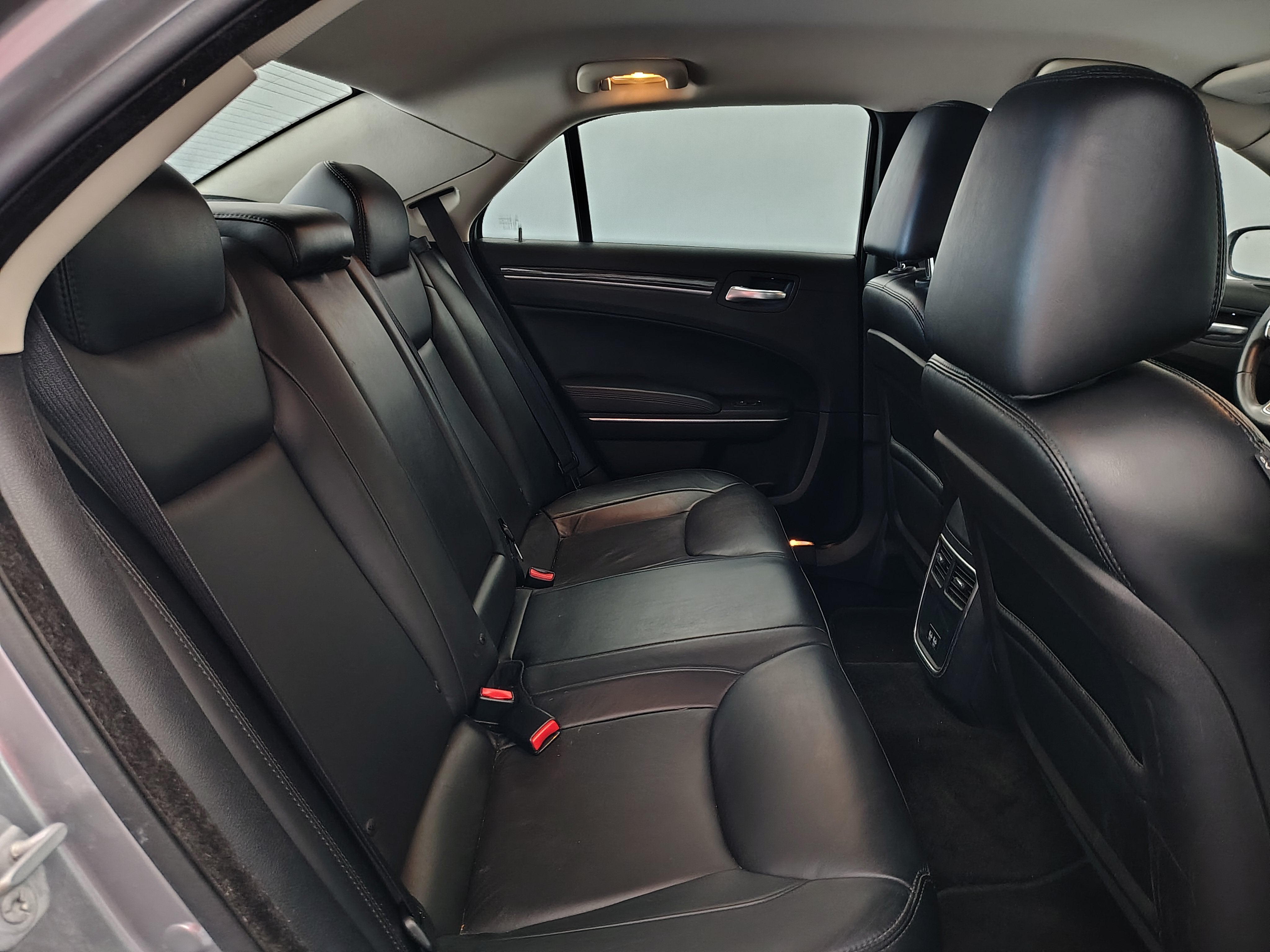 2015 Chrysler 300 Limited