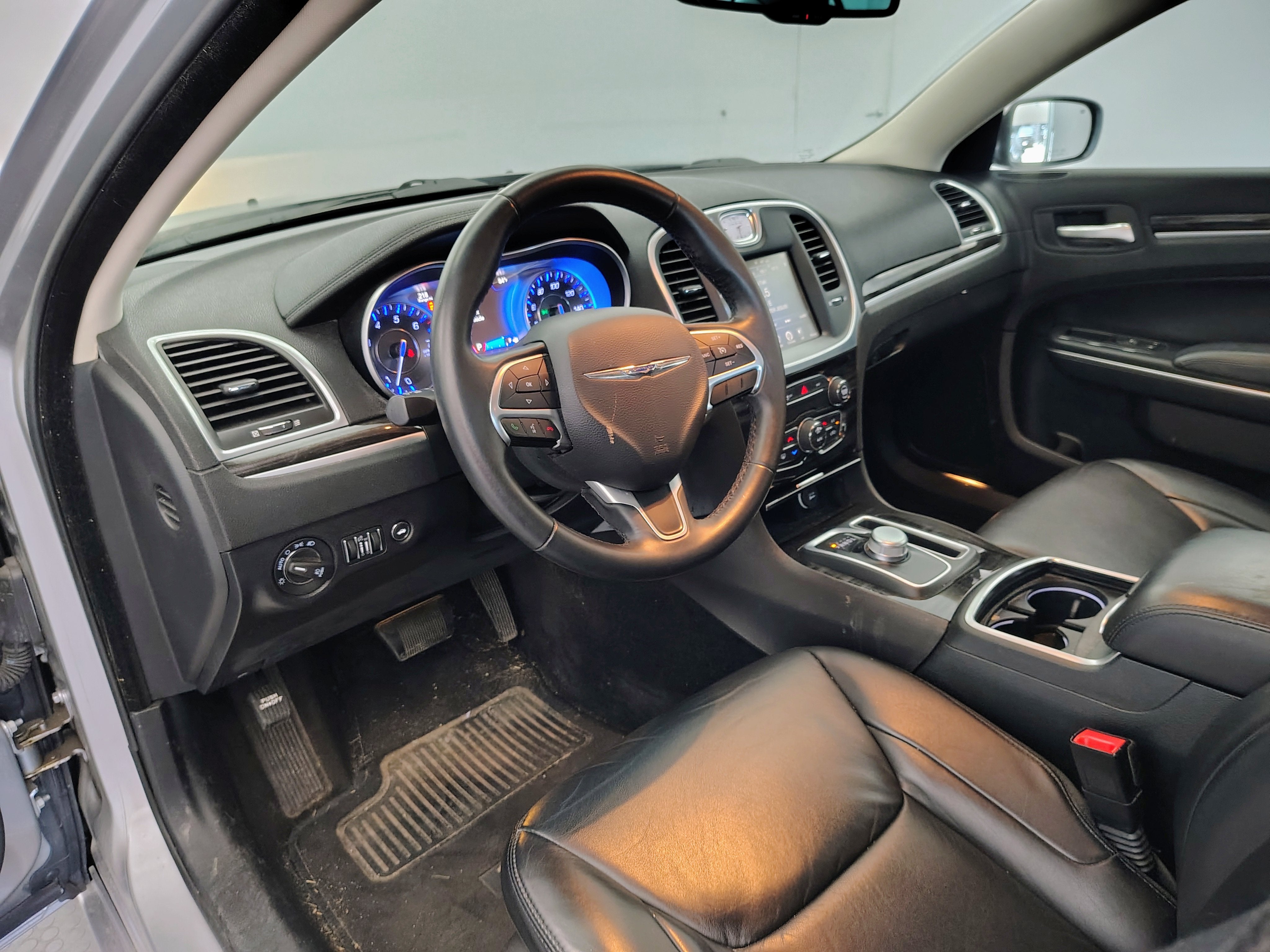 2015 Chrysler 300 Limited