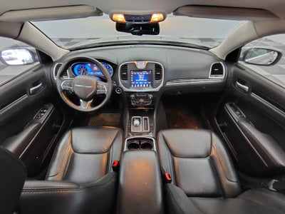 2015 Chrysler 300 Limited