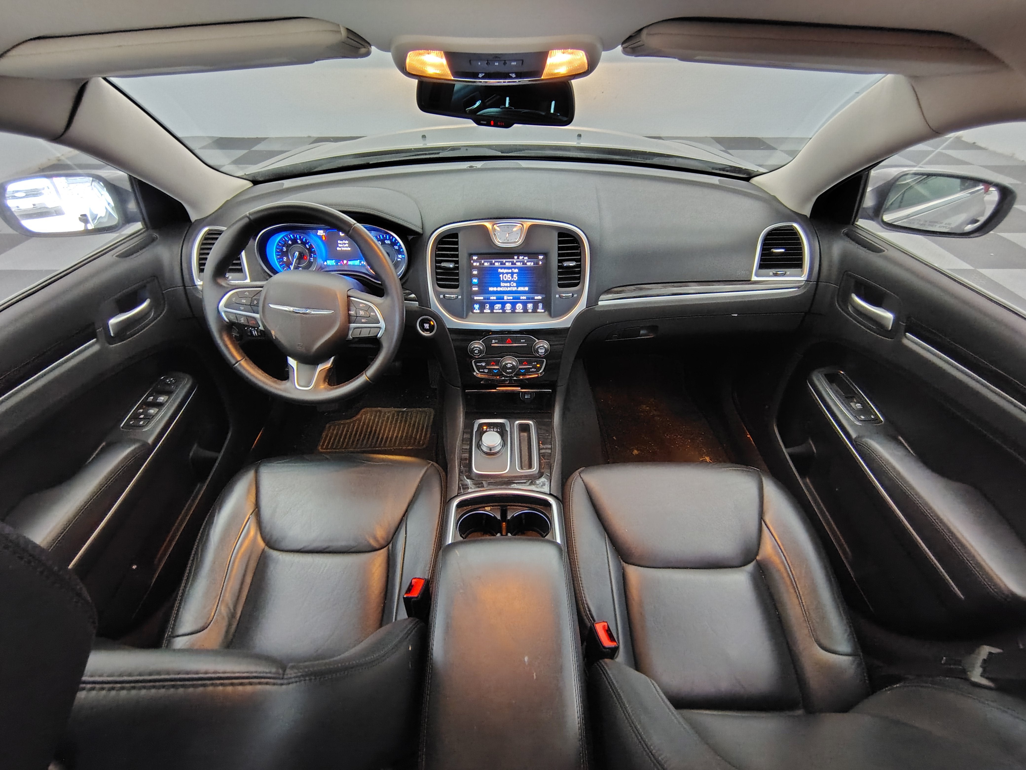 2015 Chrysler 300 Limited