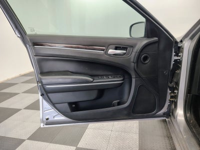 2015 Chrysler 300 Limited
