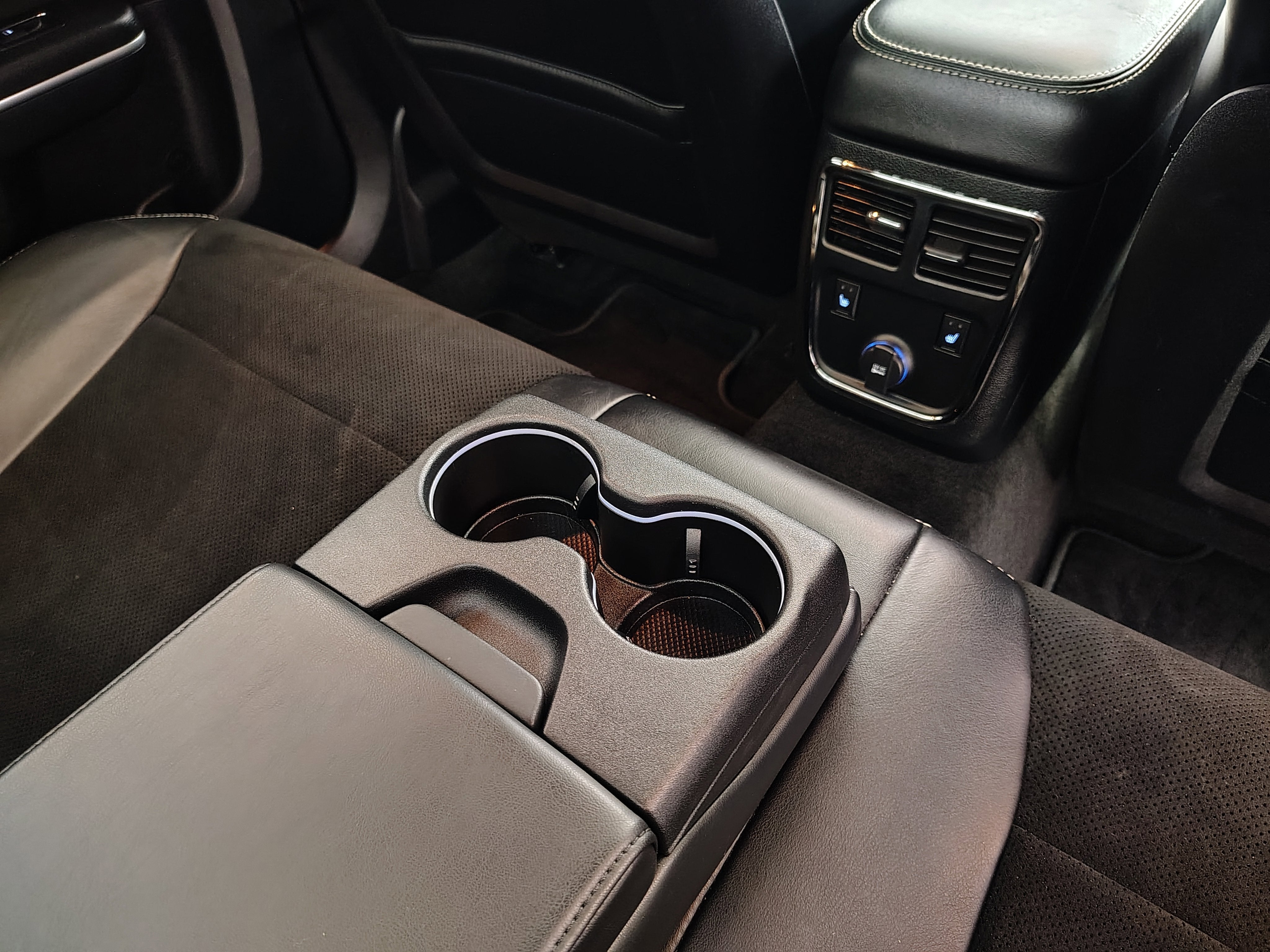 2012 Dodge Charger SRT8
