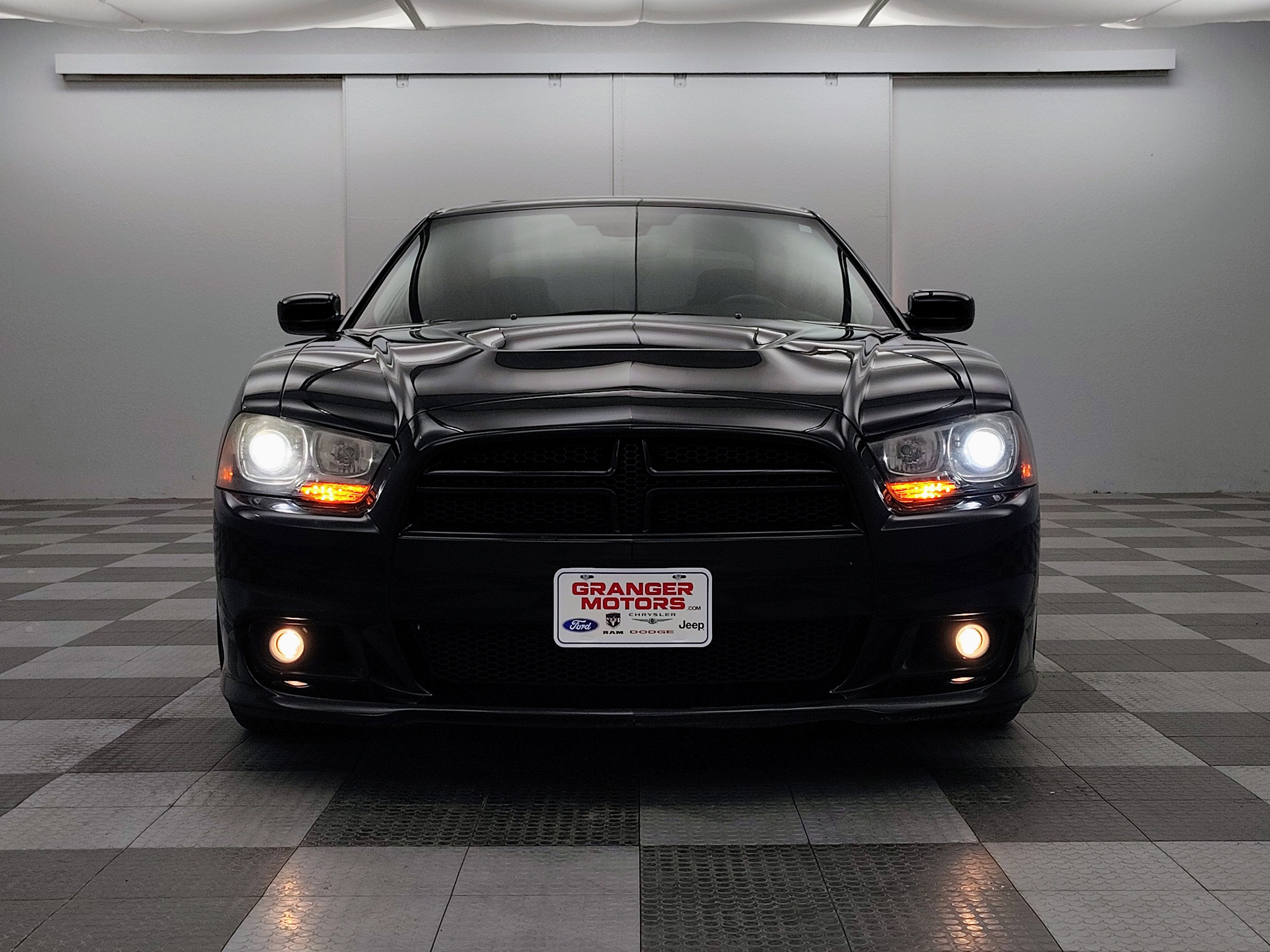 2012 Dodge Charger SRT8