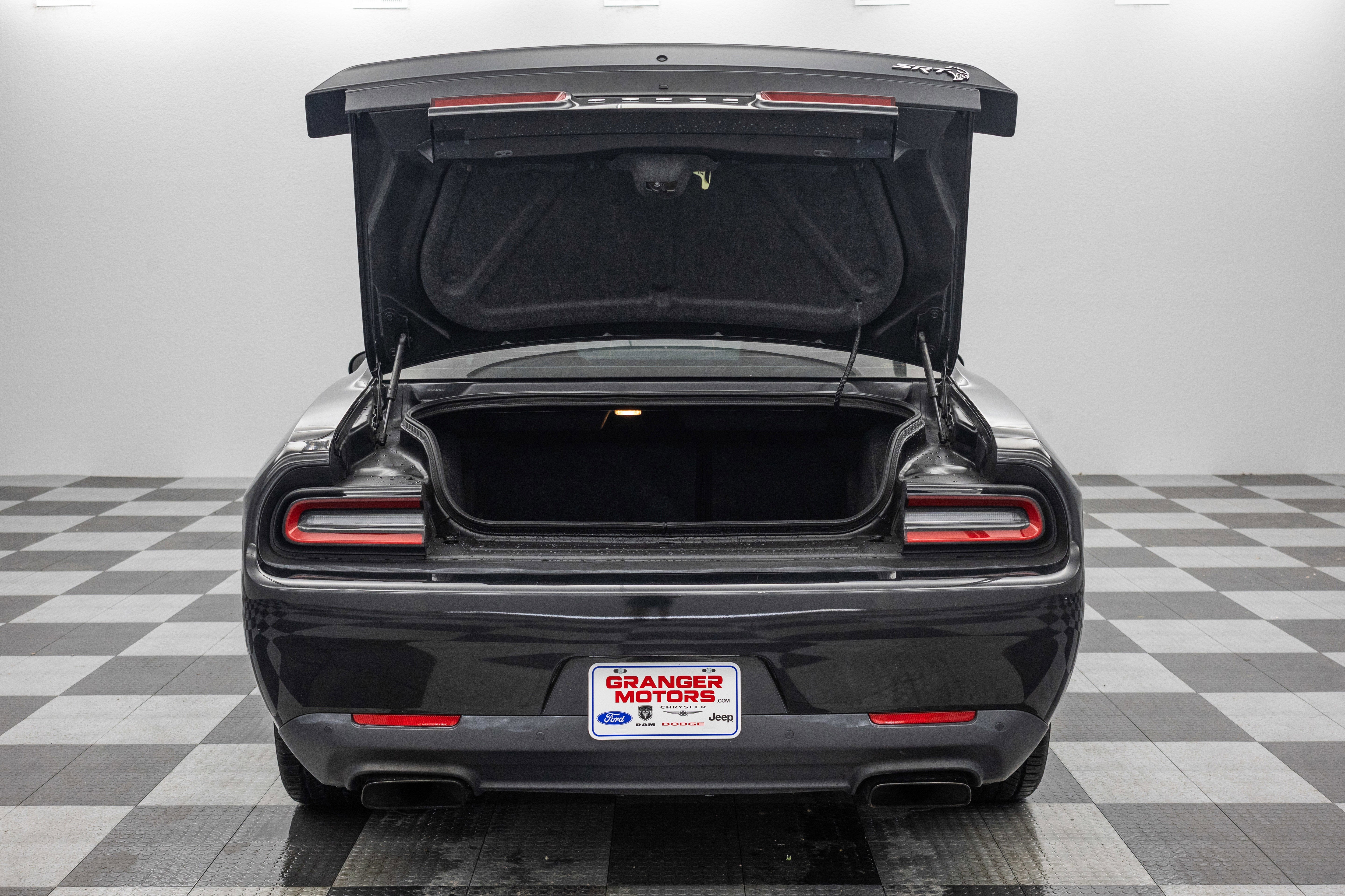 2015 Dodge Challenger SRT Hellcat