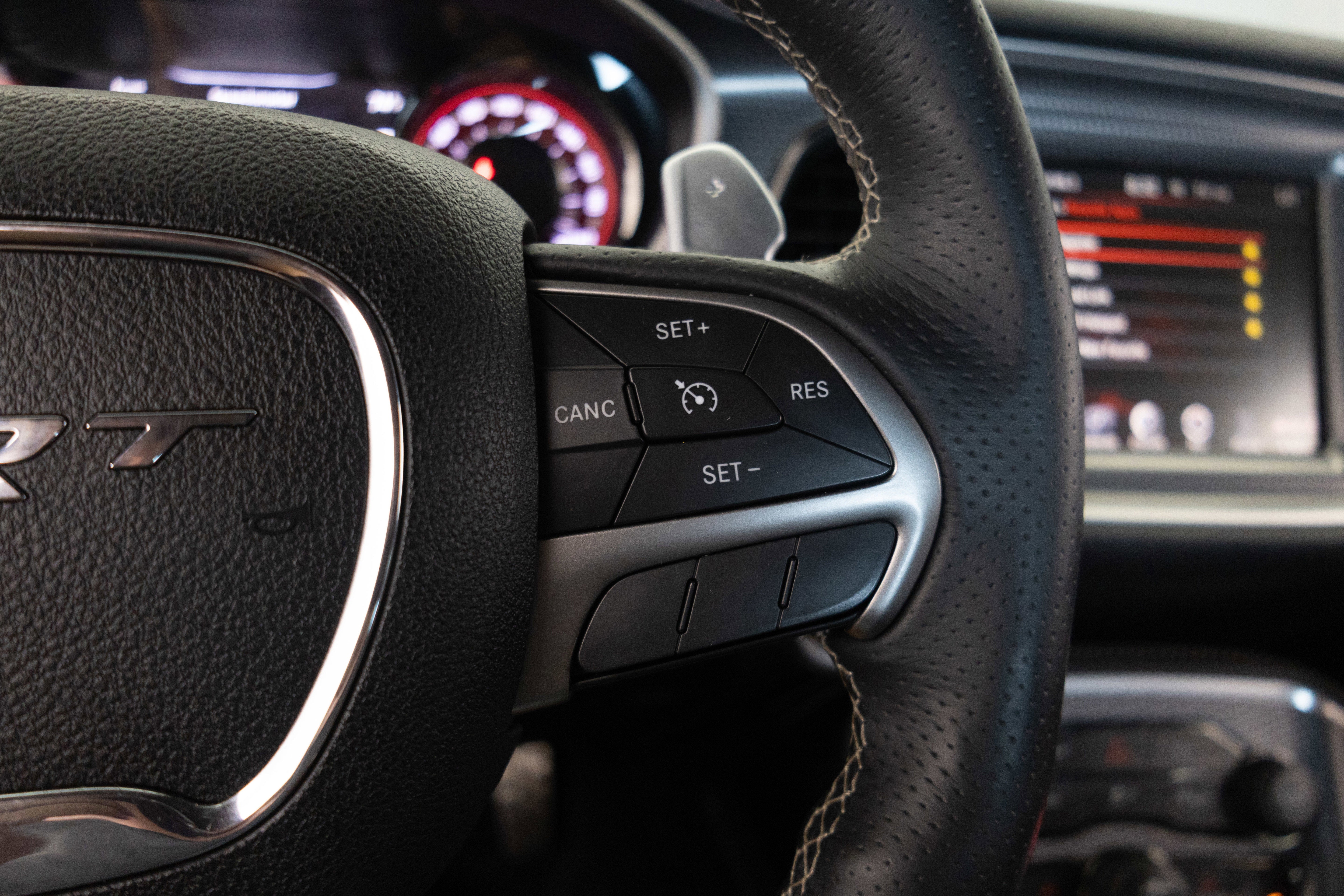 2015 Dodge Challenger SRT Hellcat