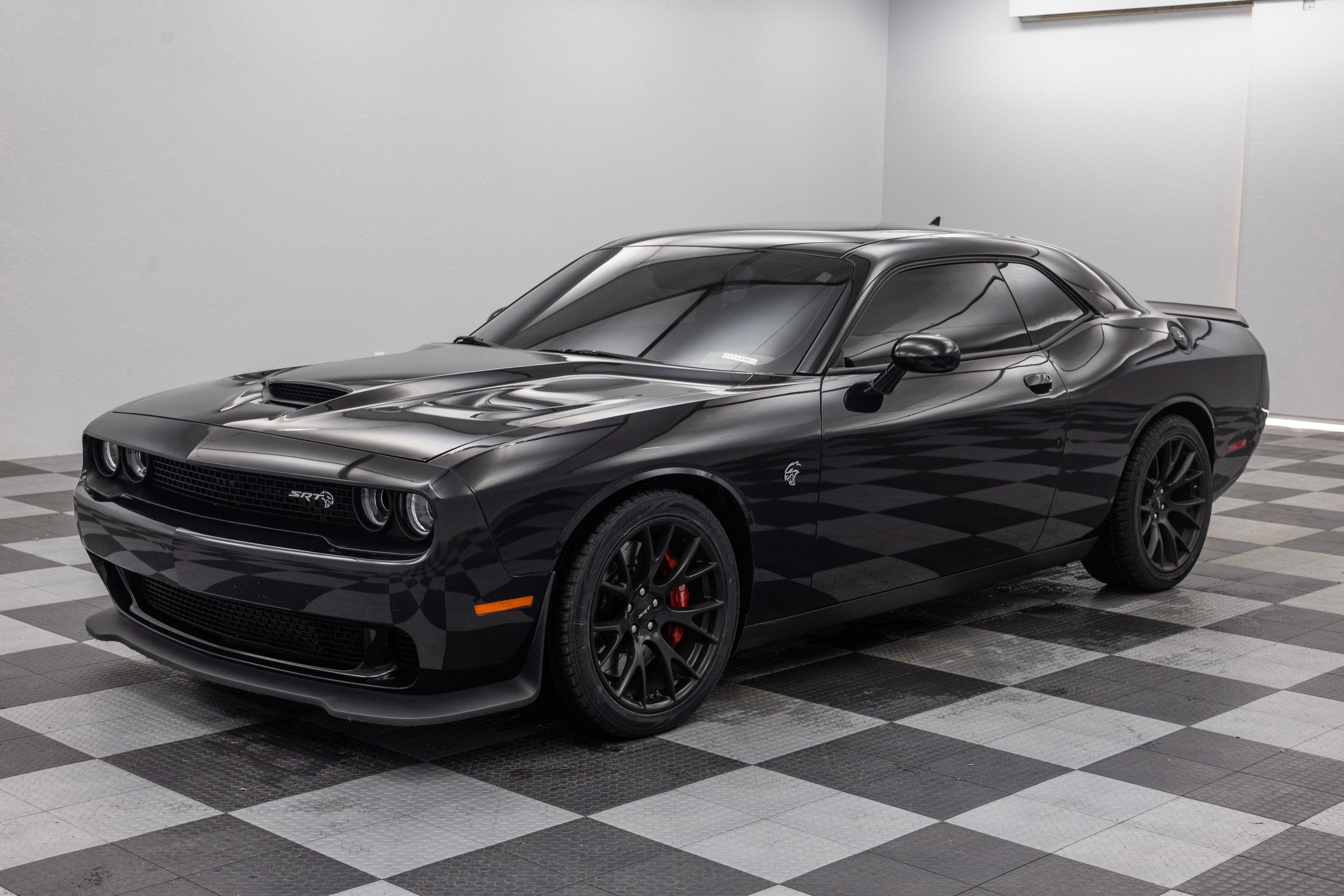 2015 Dodge Challenger SRT Hellcat