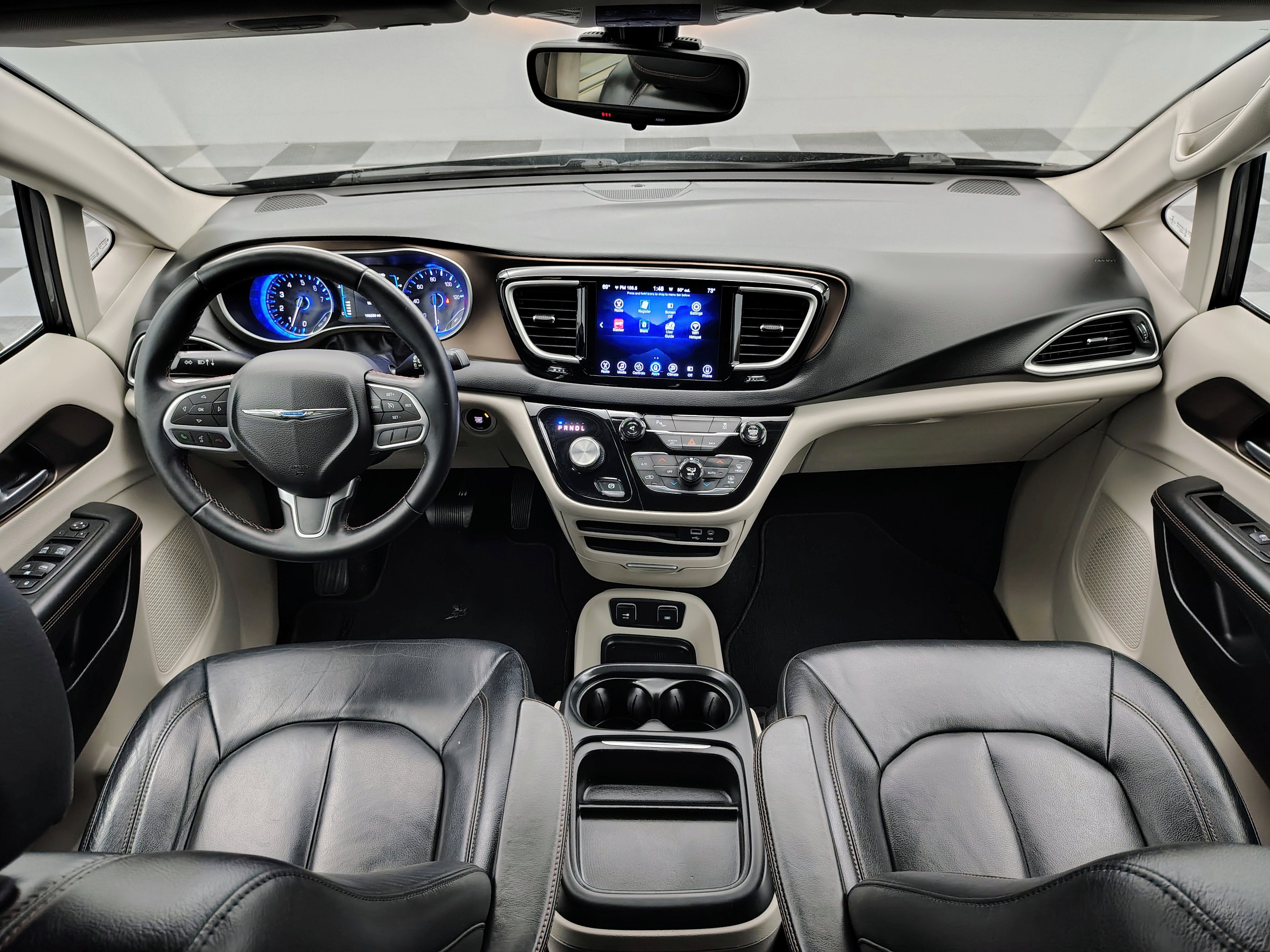 2017 Chrysler Pacifica Touring-L