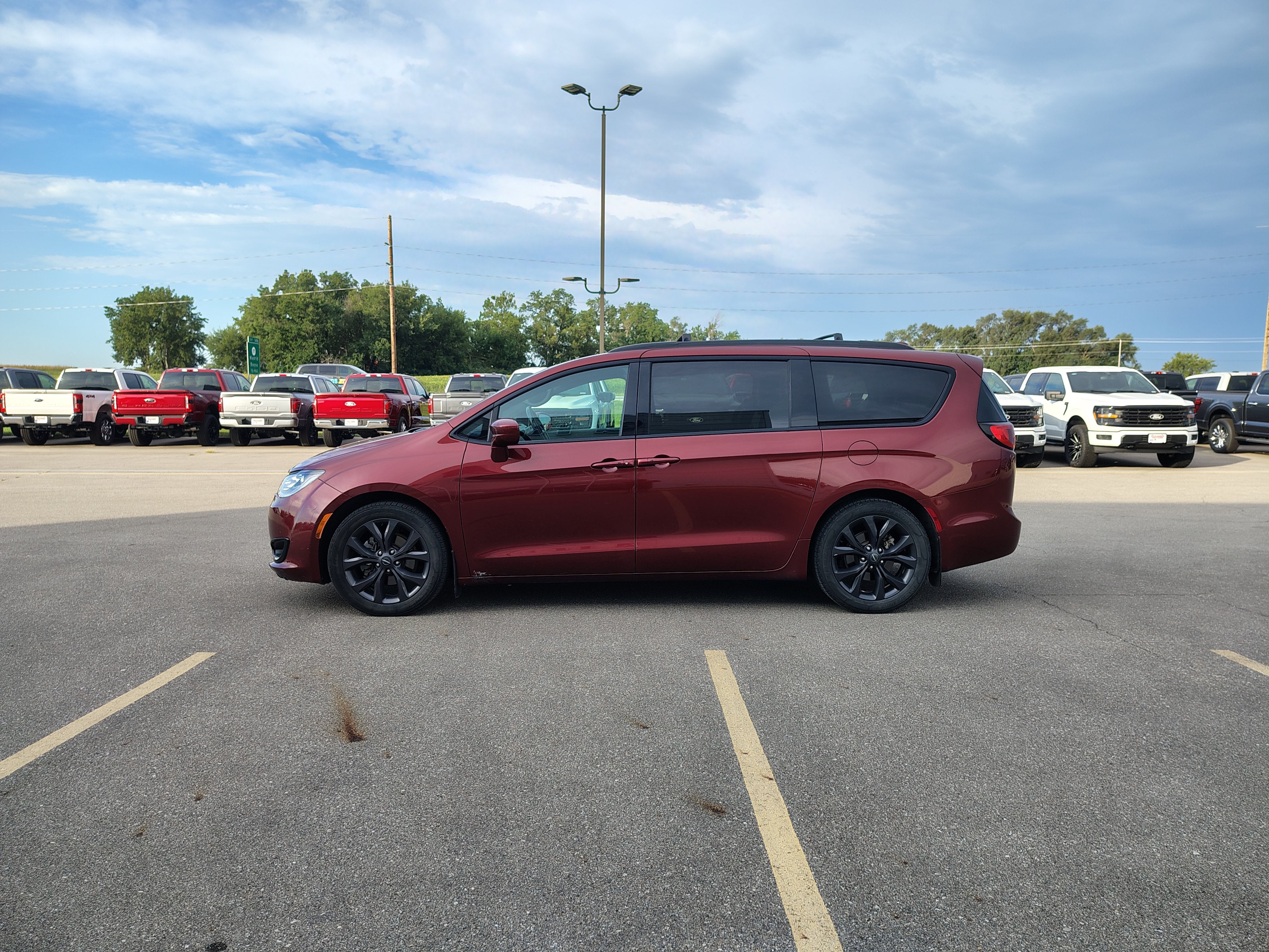 2019 Chrysler Pacifica Touring L