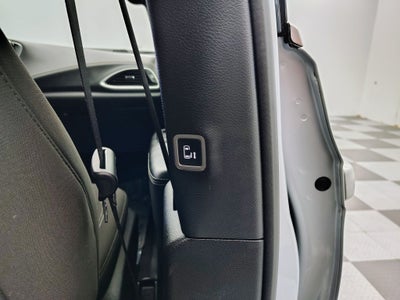 2022 Chrysler Pacifica Touring