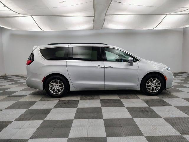 2022 Chrysler Pacifica Touring