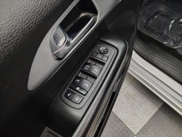 2022 Chrysler Pacifica Touring