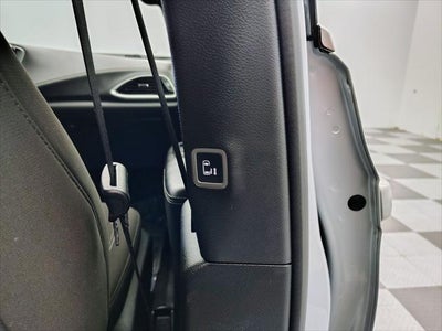 2022 Chrysler Pacifica Touring